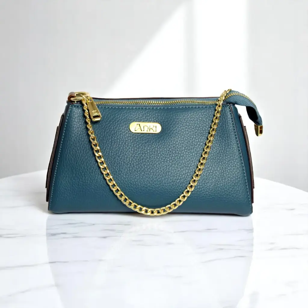 Anki Boxy Crossbody Triangle (blue)