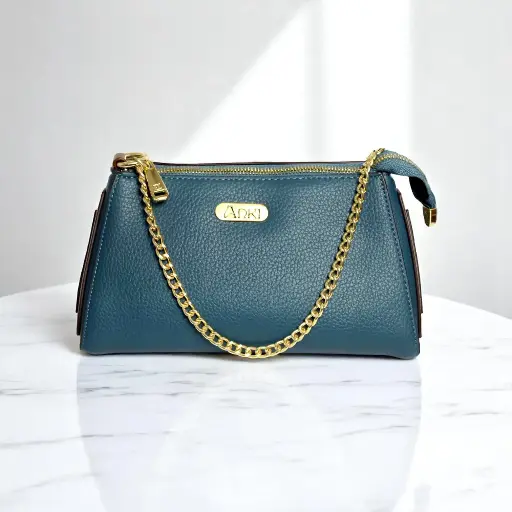 [Anki Boxy Crossbody Triangle (blue)] Anki Boxy Crossbody Triangle (blue)